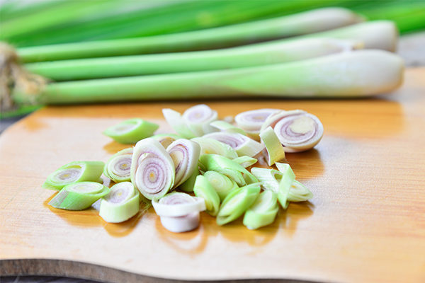 experts advice on why lemongrass is good for health
