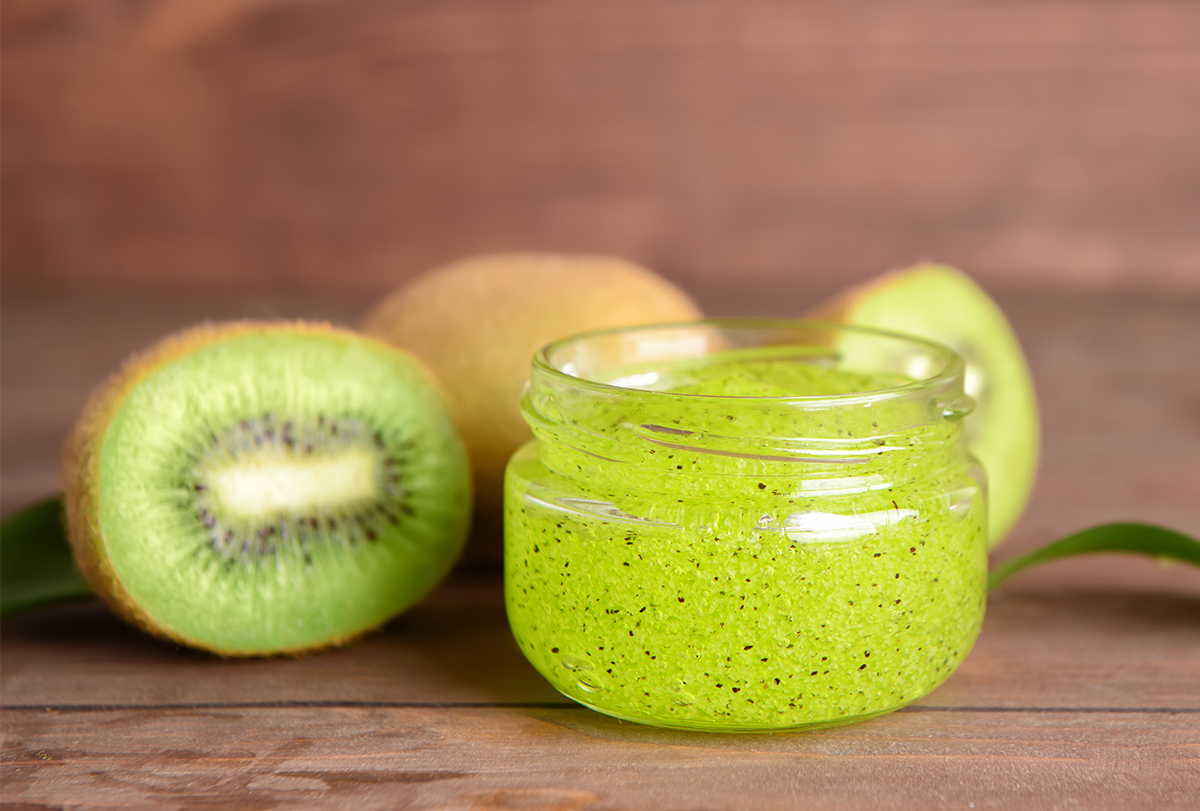 Kiwi face packs for glowing skin - Times of India