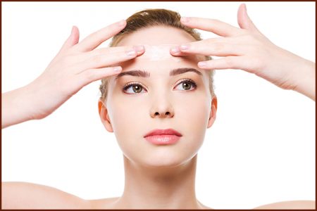 Possible Reasons for Forehead Wrinkles & Treatment Options