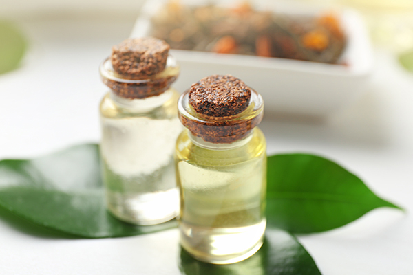 tea tree essential oil is suggested for hair loss disorders