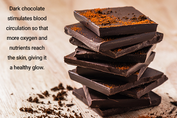 dark chocolate can help impart glow to your skin