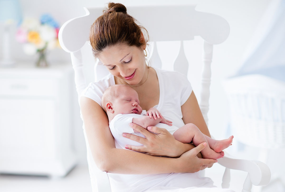 breastfeeding importance for babies and new mothers