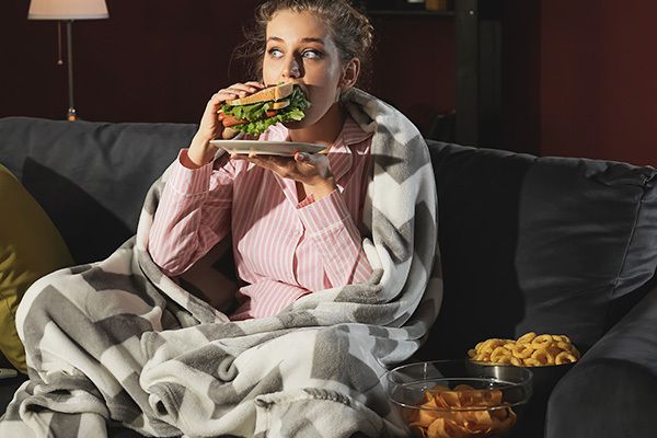 key points to remember about late-night eating