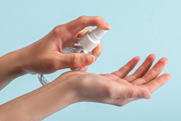 how you can make your own homemade diy hand sanitizer