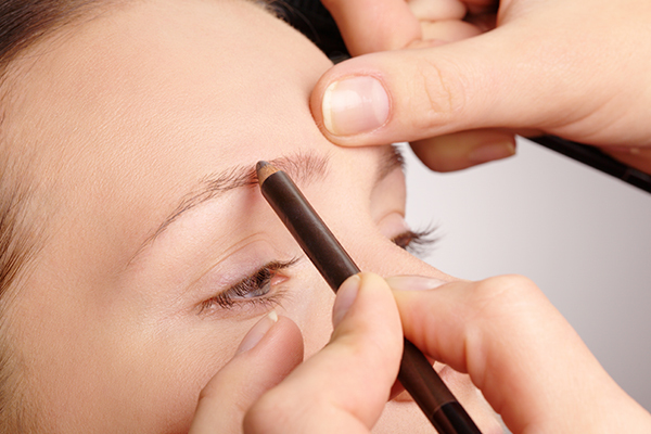 hacks to make your thin eyebrows appear thick and fuller