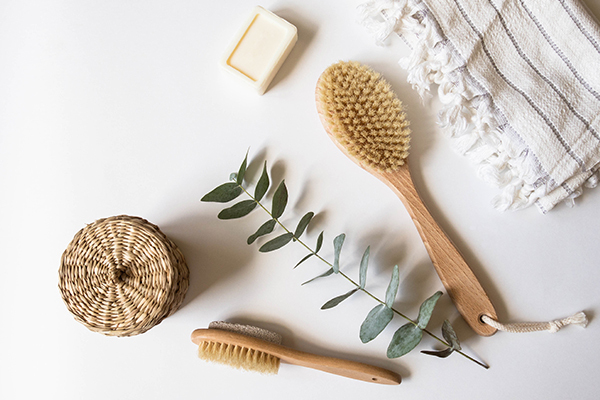 how to select the right brush for dry brushing your skin