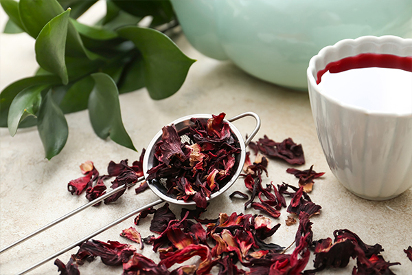 drink Chinese hibiscus tea to reduce the risk of heart diseases