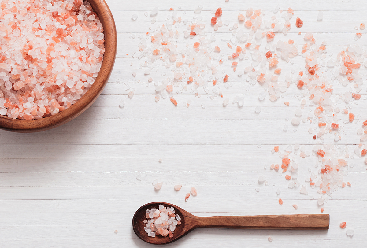 himalayan pink salt: health benefits and how to use