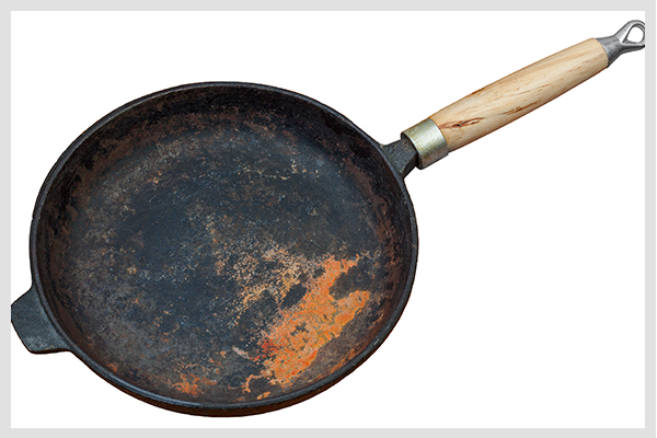 what can be done to restore a rusting pan?