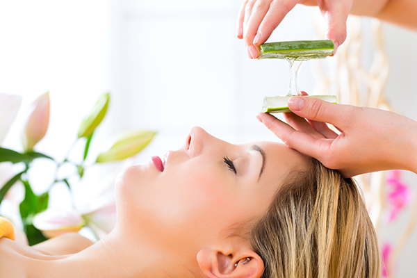 What Happens If You Apply Aloe Vera on Your Face Every Day
