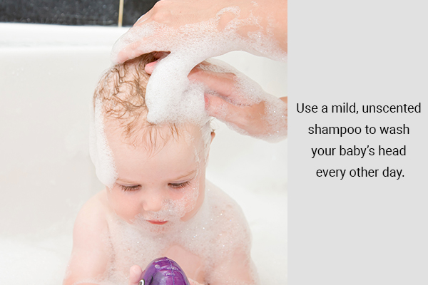 use a mild, unscented shampoo to wash your baby's head frequently