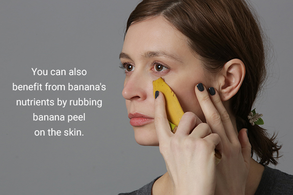 is it safe to apply banana peel on the skin?