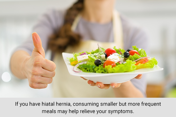 eating smaller meal portions can help reduce the risk of hiatal hernia