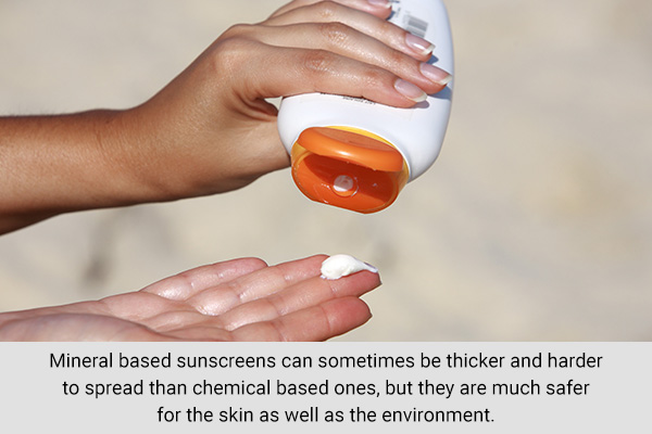 how tinted sunscreen benefits oily and acne-prone skin?