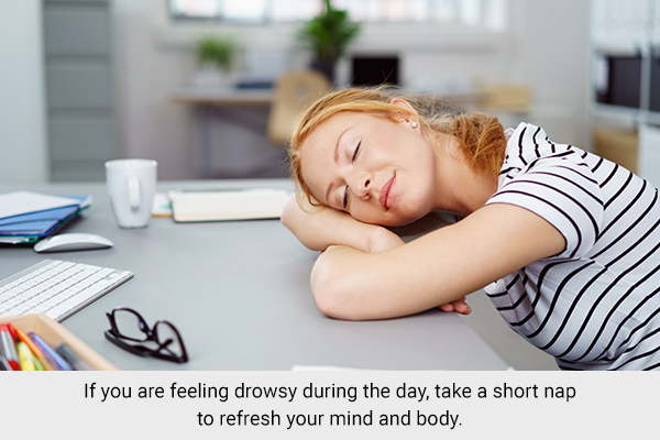 a quick little nap can help beat the feelings of drowsiness