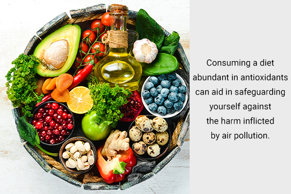 consuming a diet rich in antioxidants can help reverse skin damage from pollution