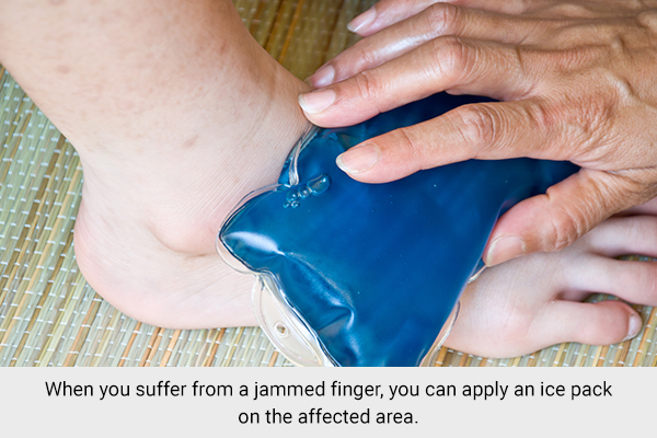 apply cold compress help provide relief from a jammed finger