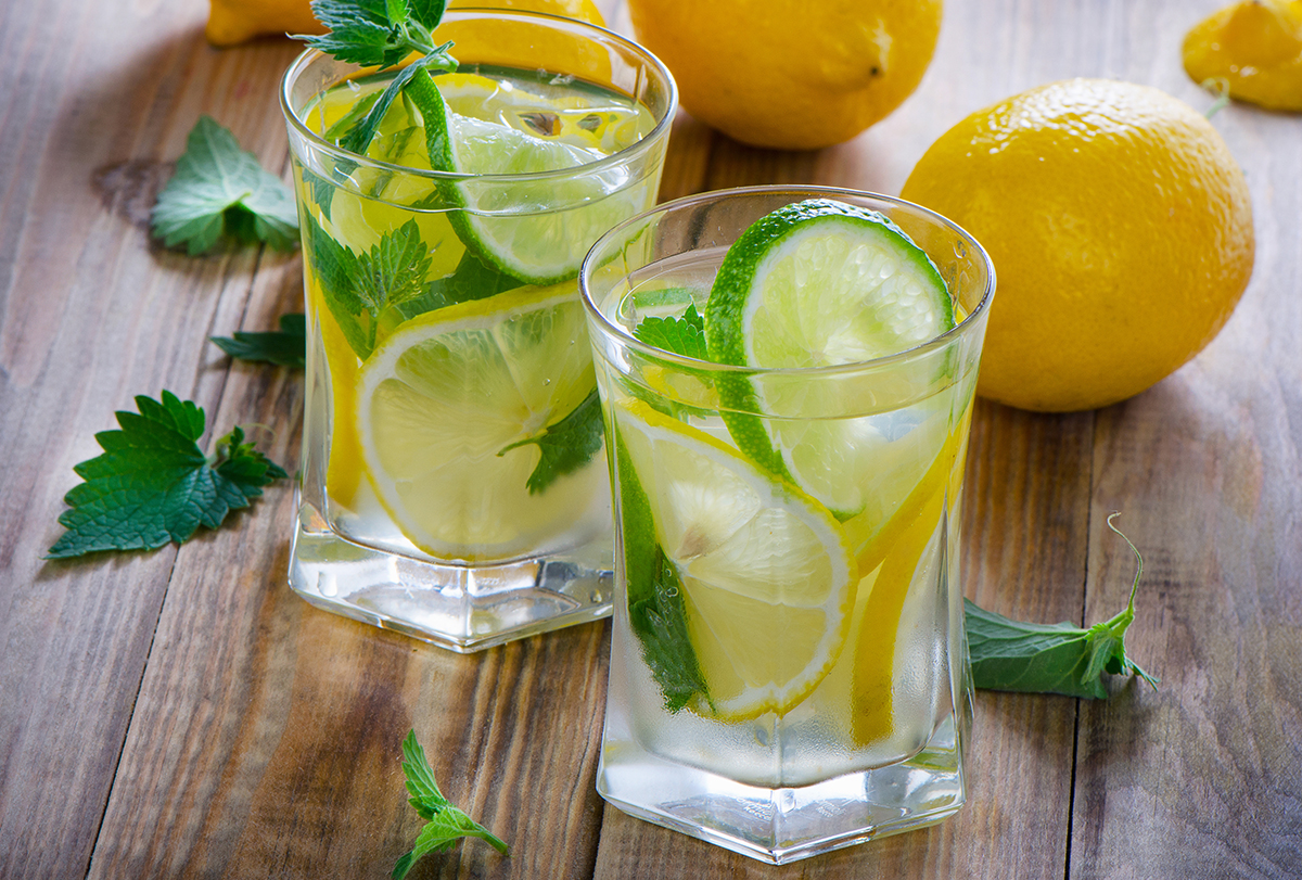 does lemon water help lower cholesterol?