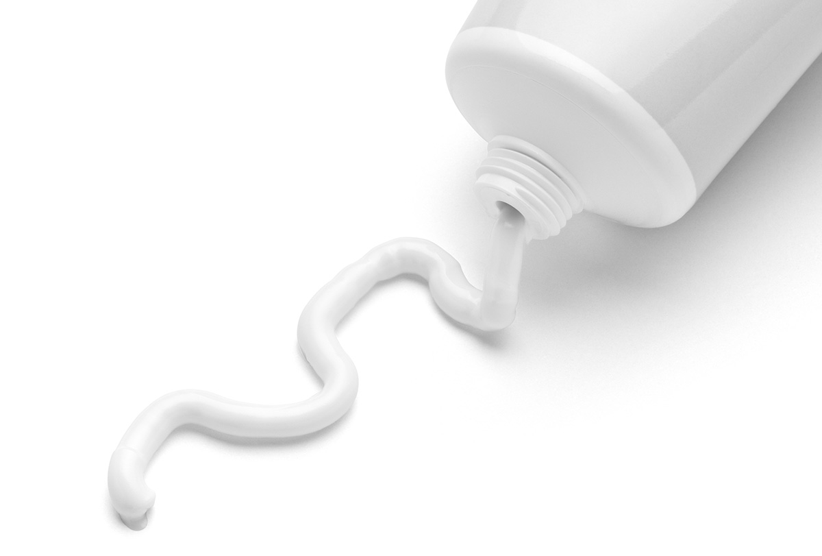 surprising uses and benefits of white toothpaste