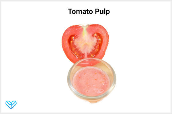rubbing some tomato pulp can help reduce hyperpigmentation