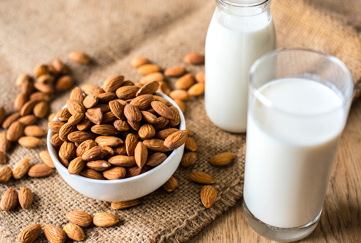 does almond milk trigger diarrhea?