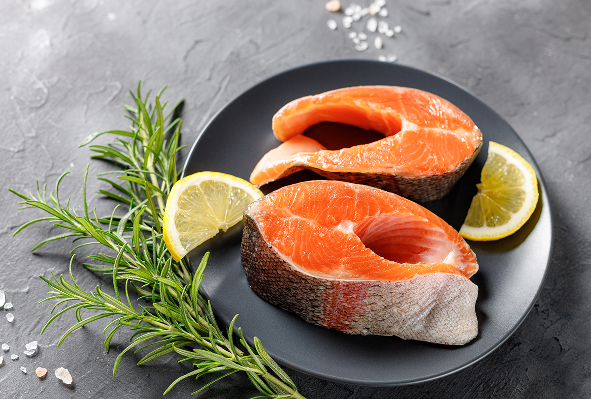 raw vs cooked salmon: which is healthier?